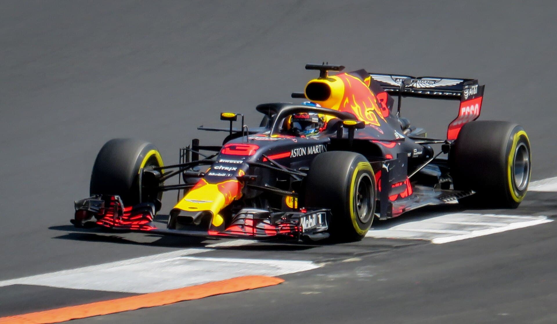 Daniel Ricciardo driving a Red Bull Racing Formula 1 car at the 2018 British Grand Prix